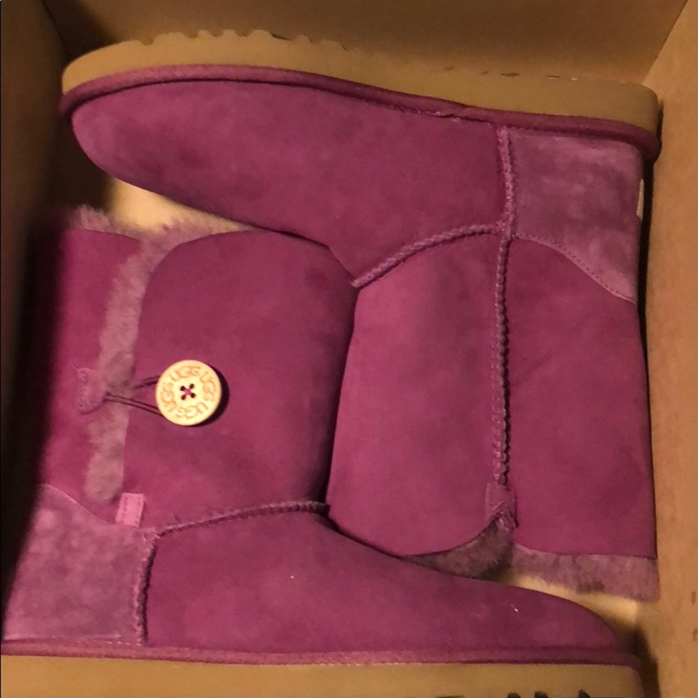 Ugg Purple Bailey Button